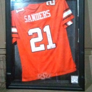 Barry Sanders sign college jersey